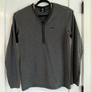 Oakley Mens Henley Long Sleeve Shirt L Gray Black Y2K Skater Surfer Biker Grunge
